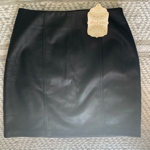 ALTERD STATE Faux leather skirt